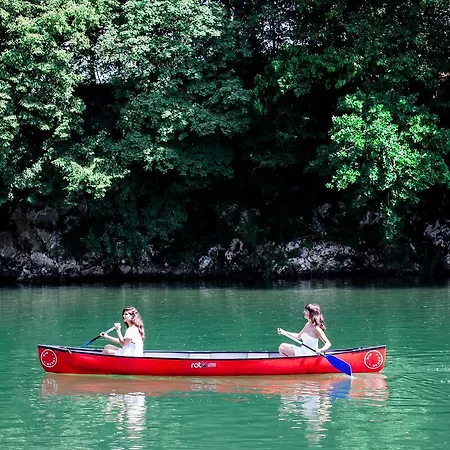 Tatil parkı Big Berry Luxury Lifestyle Metlika