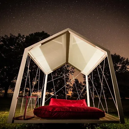 Big Berry Luxury Lifestyle Metlika