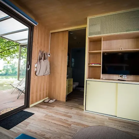 Big Berry Luxury Lifestyle * Metlika