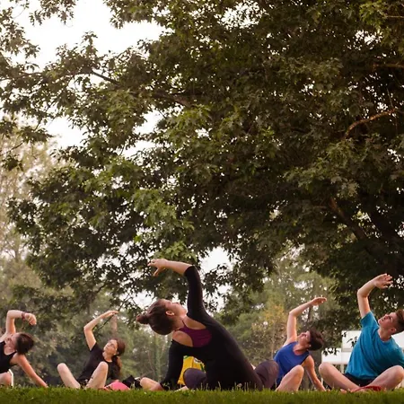 Big Berry Luxury Lifestyle *