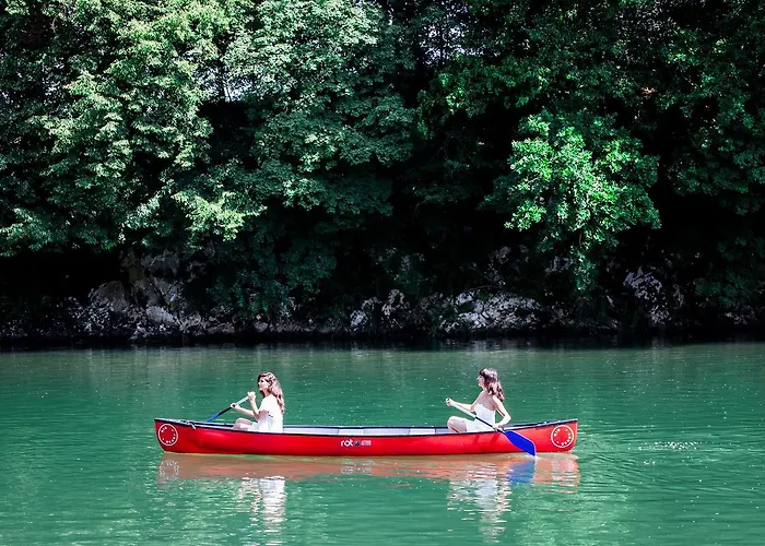 Parco vacanze Big Berry Luxury Lifestyle Metlika