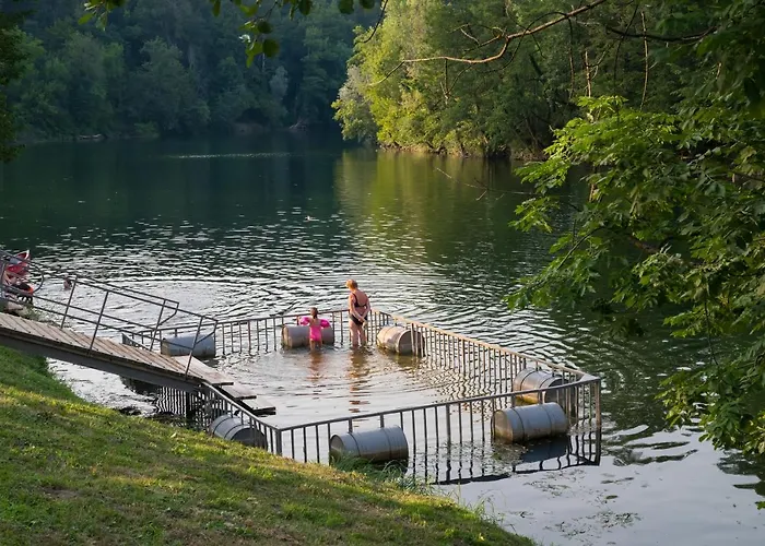 Big Berry Luxury Lifestyle Metlika